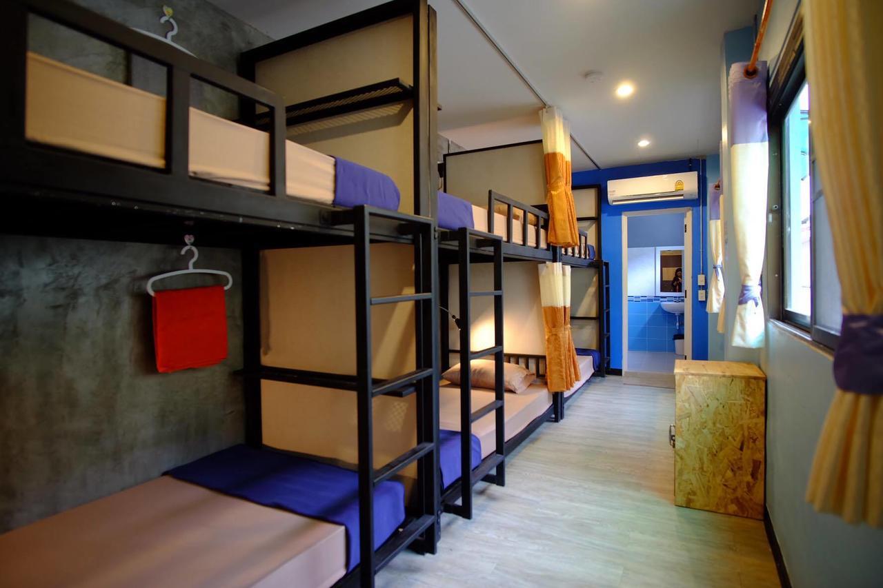 פיטסנולוק Nap Corner Hostel מראה חיצוני תמונה